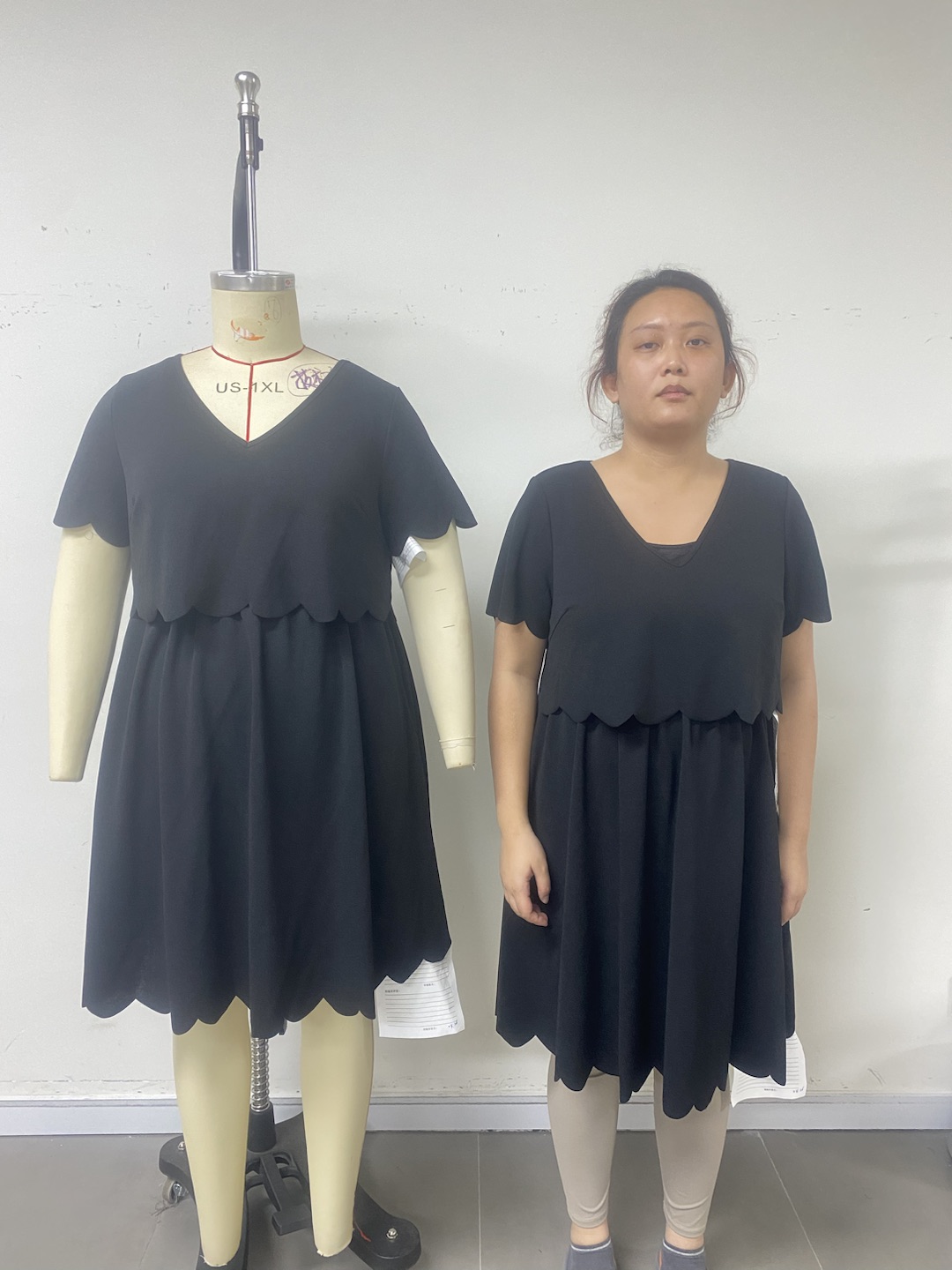 sz2303275846501558_0 sz2303275846501558 0 VELOURLAB